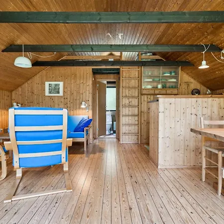 Urban - 140m From The Sea By Interhome Nyaraló