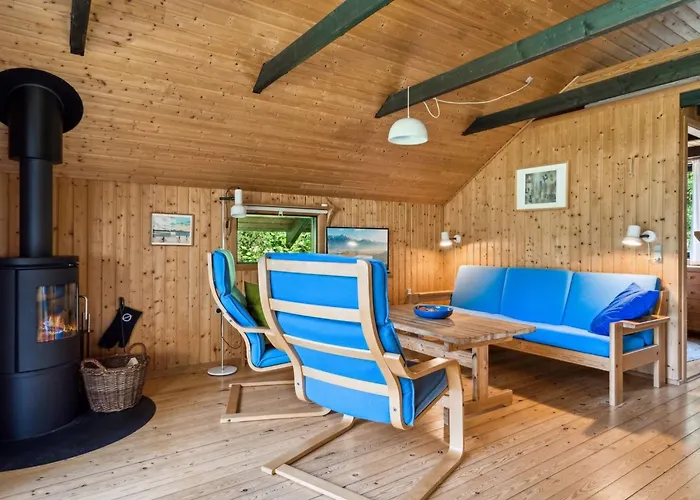 Prázdninový dům Urban - 140m From The Sea By Interhome *