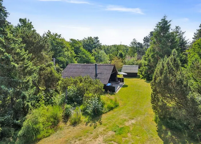 Urban - 140m From The Sea By Interhome *